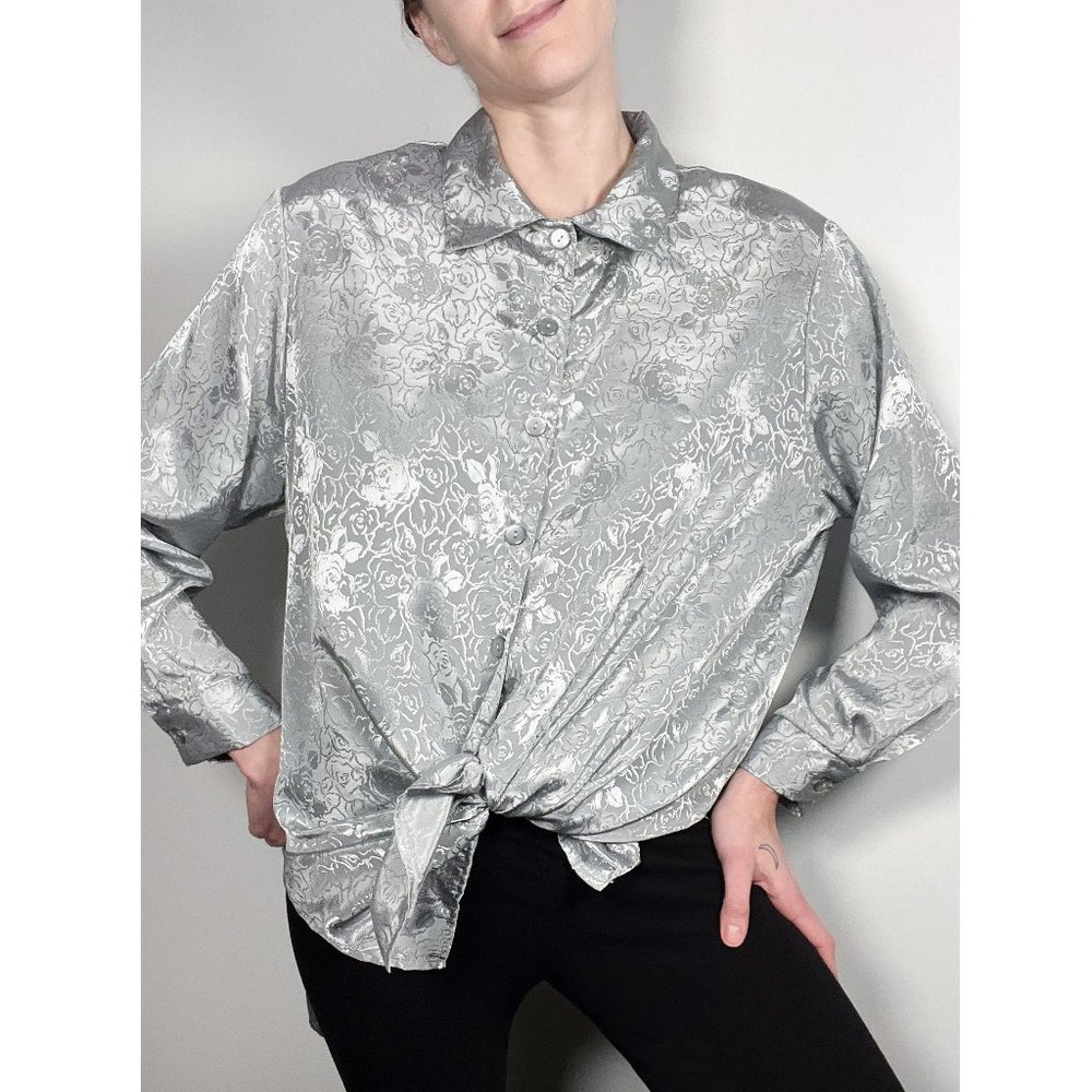Vintage East West Woman grey blouse with floral print